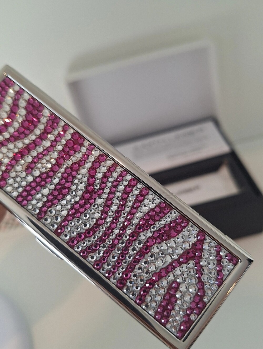 Judith Leiber x Target Pink Crystal Compact Mirror NWT - Picture 5 of 7